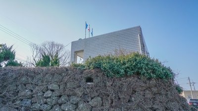 wall of jocheon police station